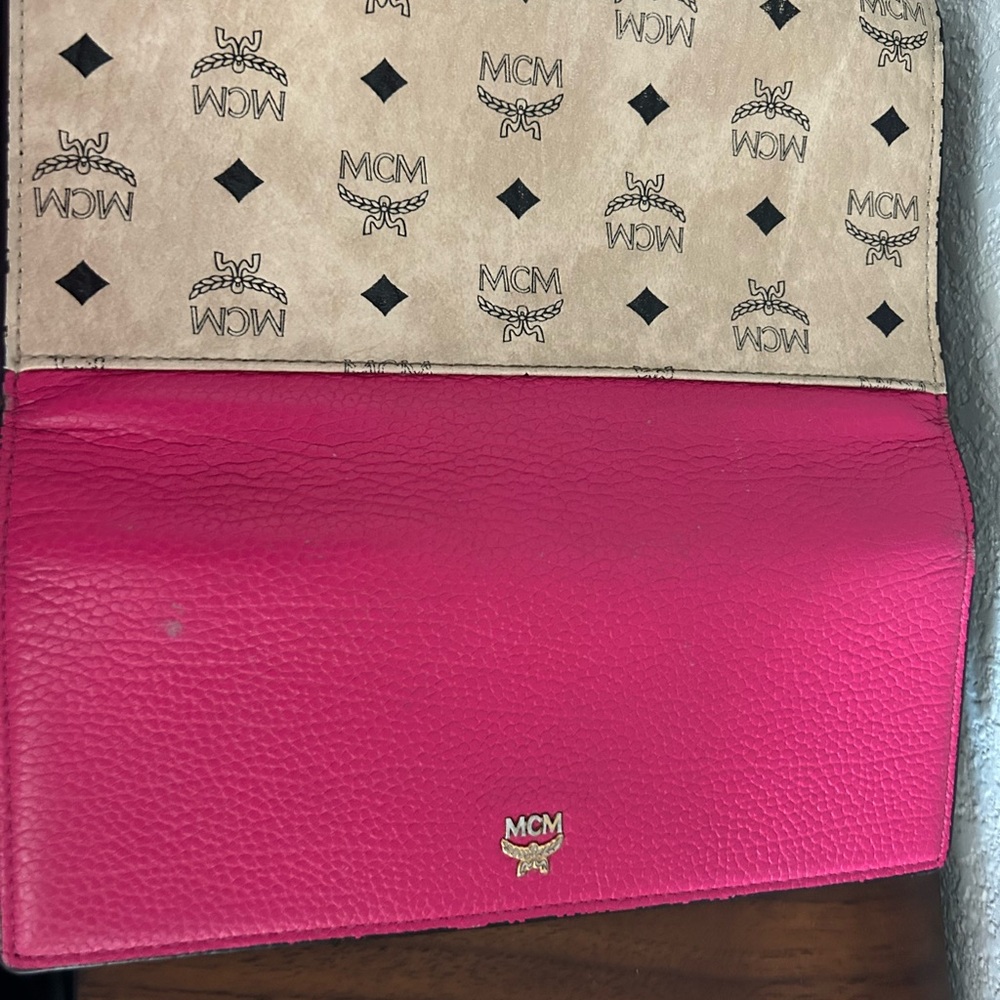 MCM Vibrant Pink and Cream Wallet - Picture 6 of 7